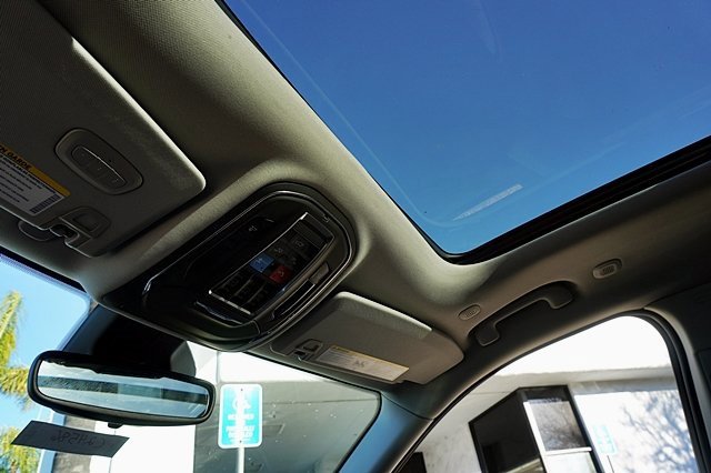 New 2023 Jeep Grand Cherokee Limited 4xe image 28