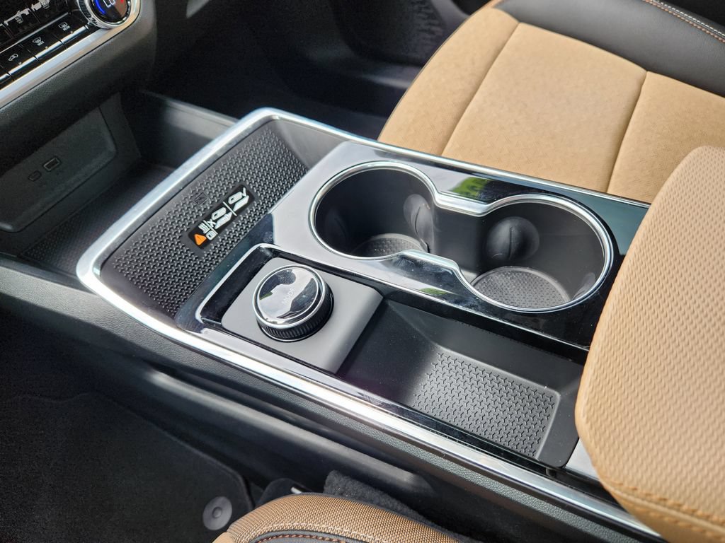 New 2026 Chevrolet Equinox ACTIV w/ Convenience Package III FWD image 21
