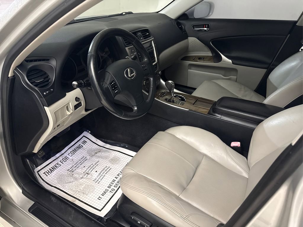 Used 2010 Lexus IS 250 image 15