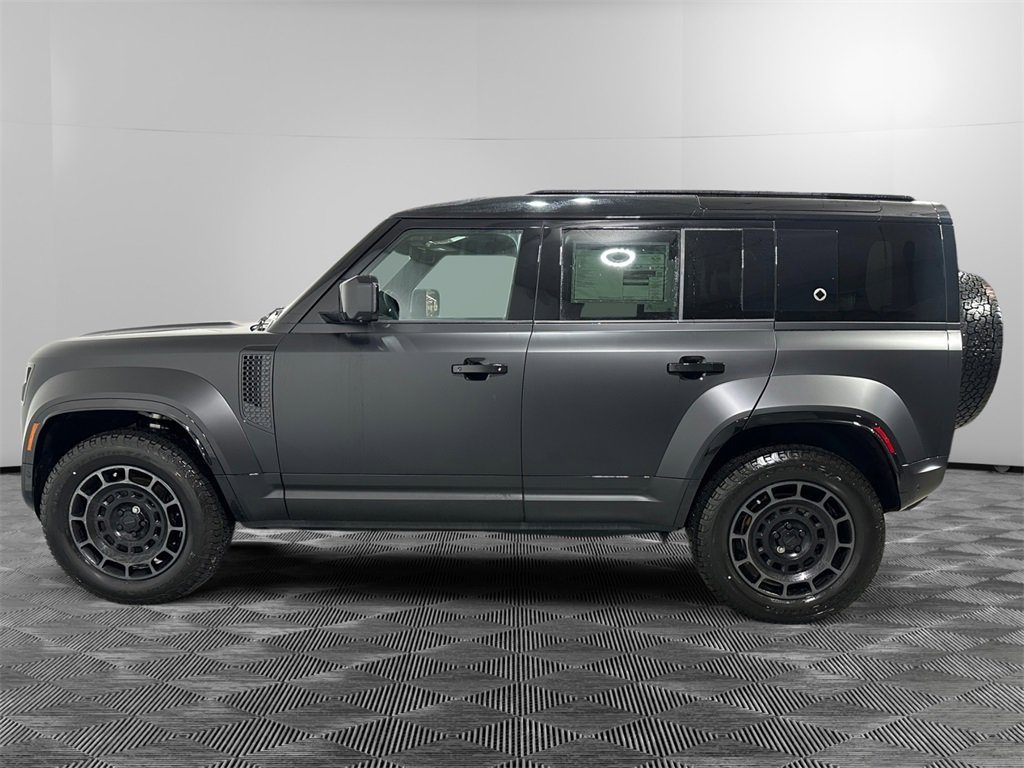 New 2026 Land Rover Defender 110 image 2