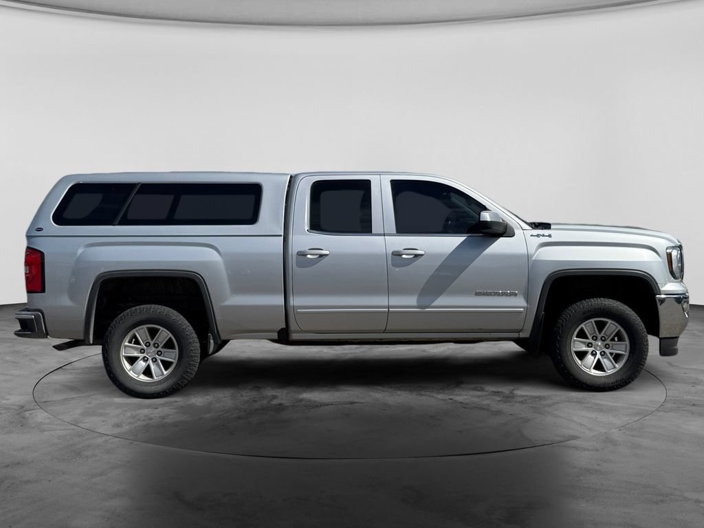 Used 2017 GMC Sierra 1500 SLE w/ SLE Value Package AWD/4WD image 11