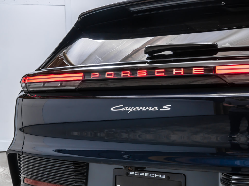 New 2026 Porsche Cayenne S AWD/4WD image 14