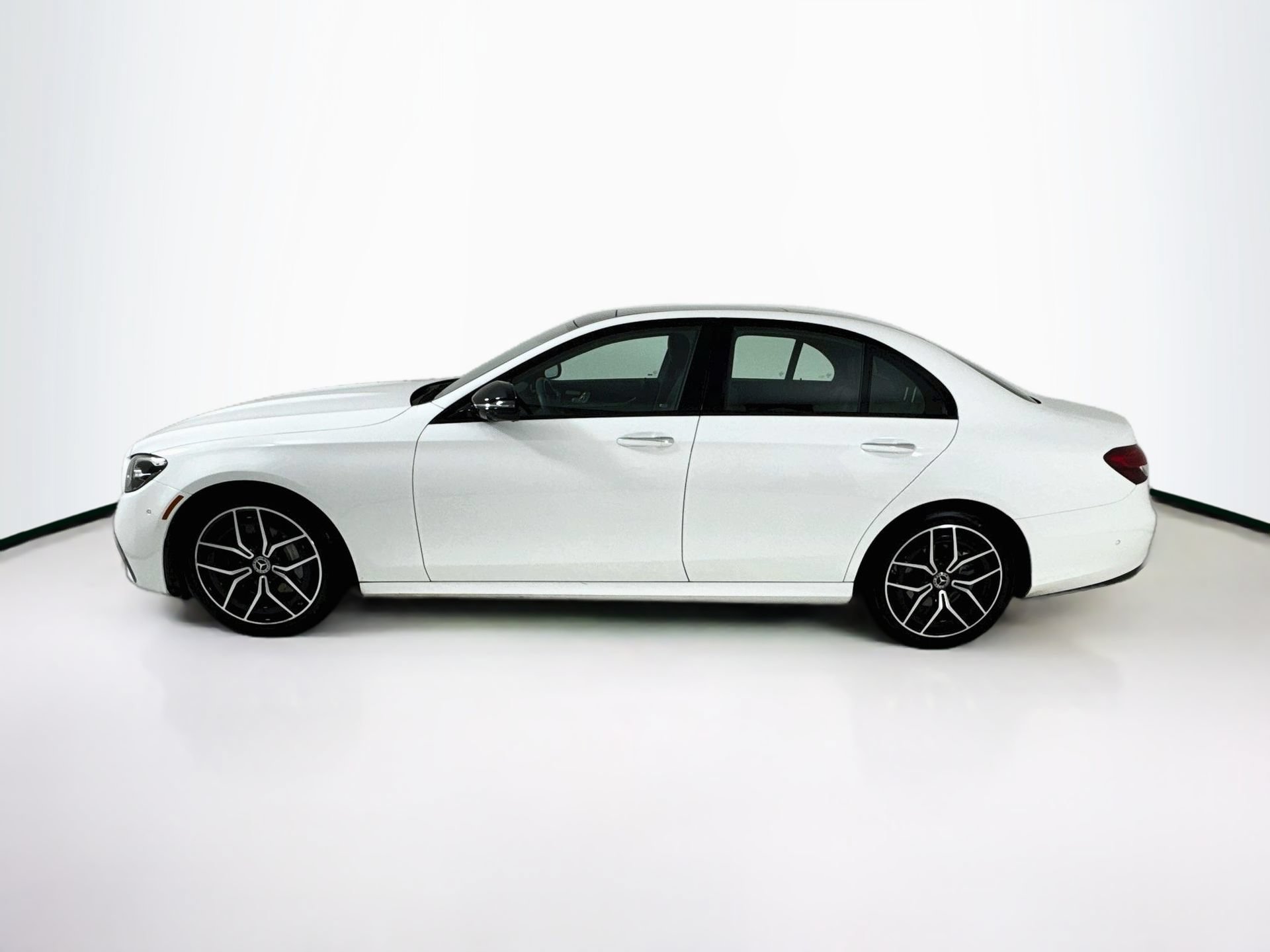 Certified 2022 Mercedes-Benz E 350 Sedan image 5