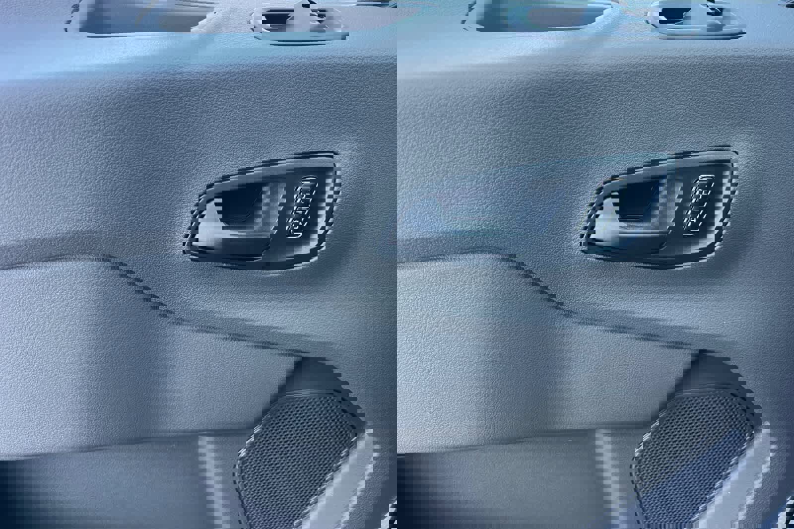 New 2024 Ford Transit 150 Low Roof image 13