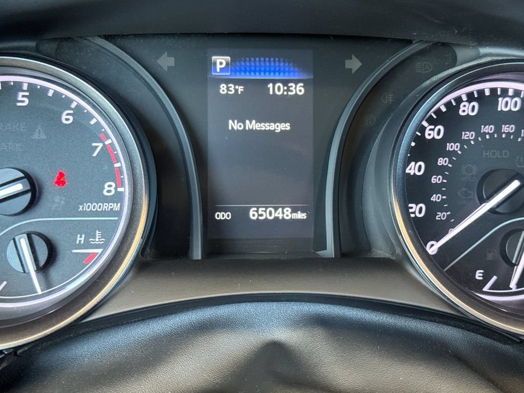 Used 2022 Toyota Camry SE w/ Carpet Mat Package (TMS) FWD image 32