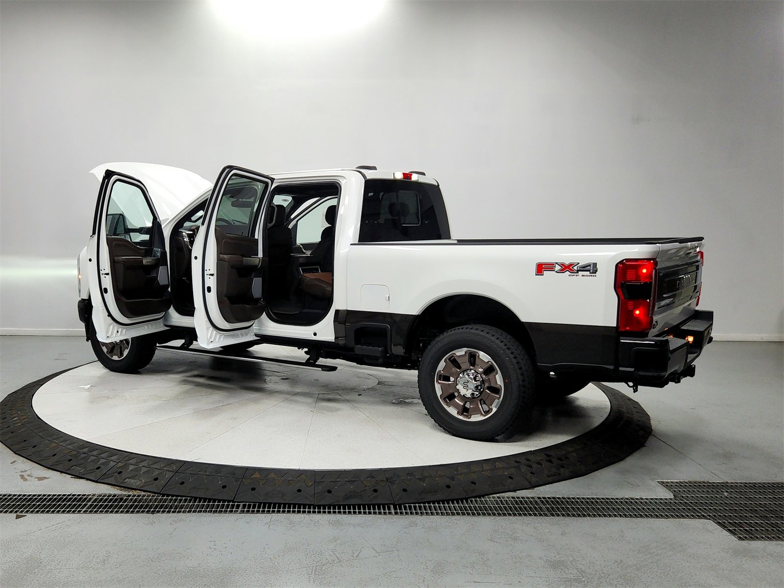New 2025 Ford F350 King Ranch image 15