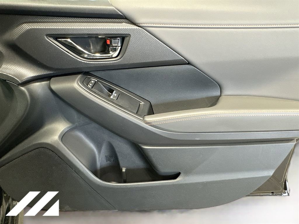 New 2026 Subaru Crosstrek 2.5i Limited w/ Crosstrek Mirror Package image 30