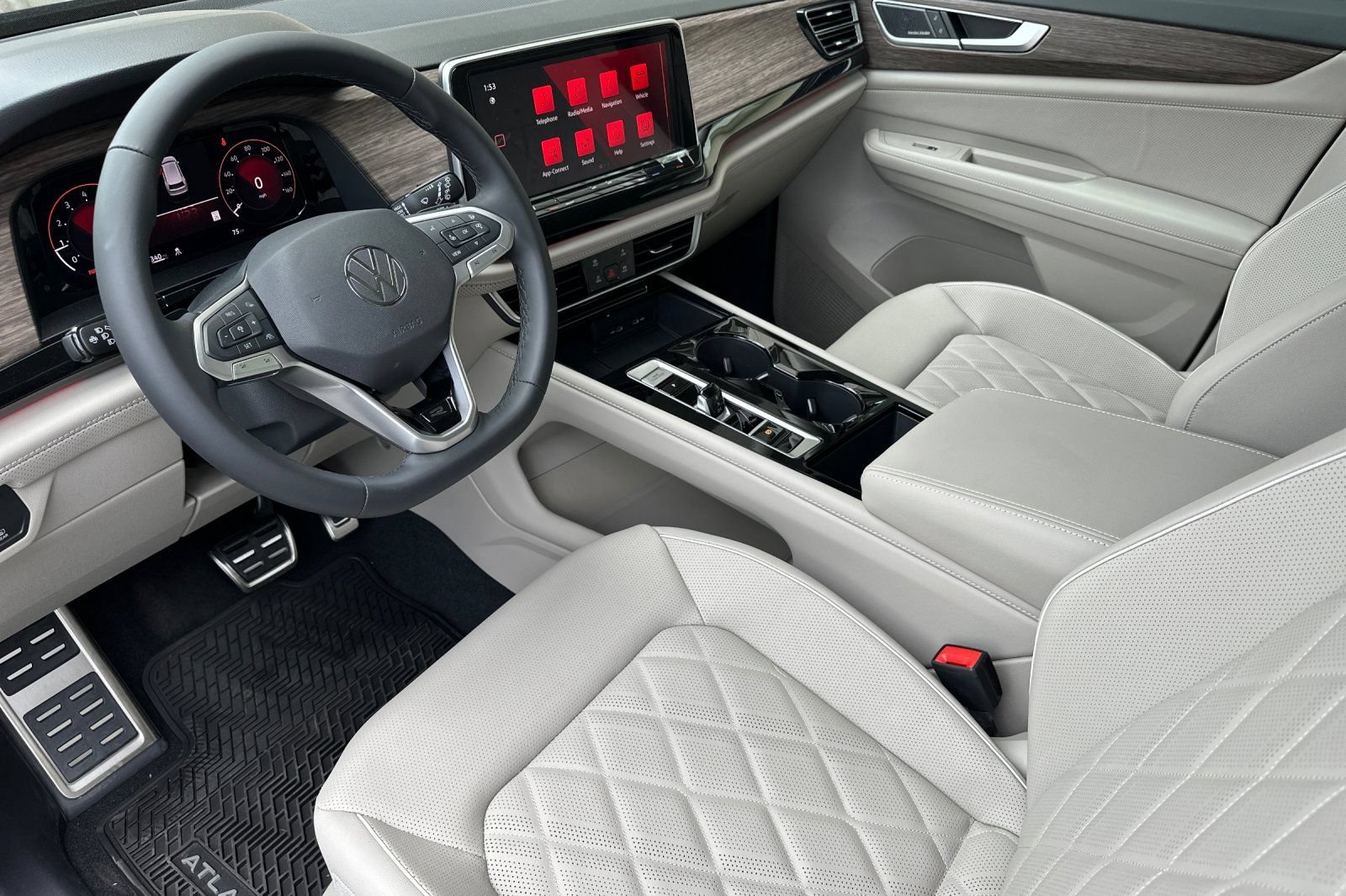 New 2026 Volkswagen Atlas SEL Premium R-Line AWD/4WD image 10