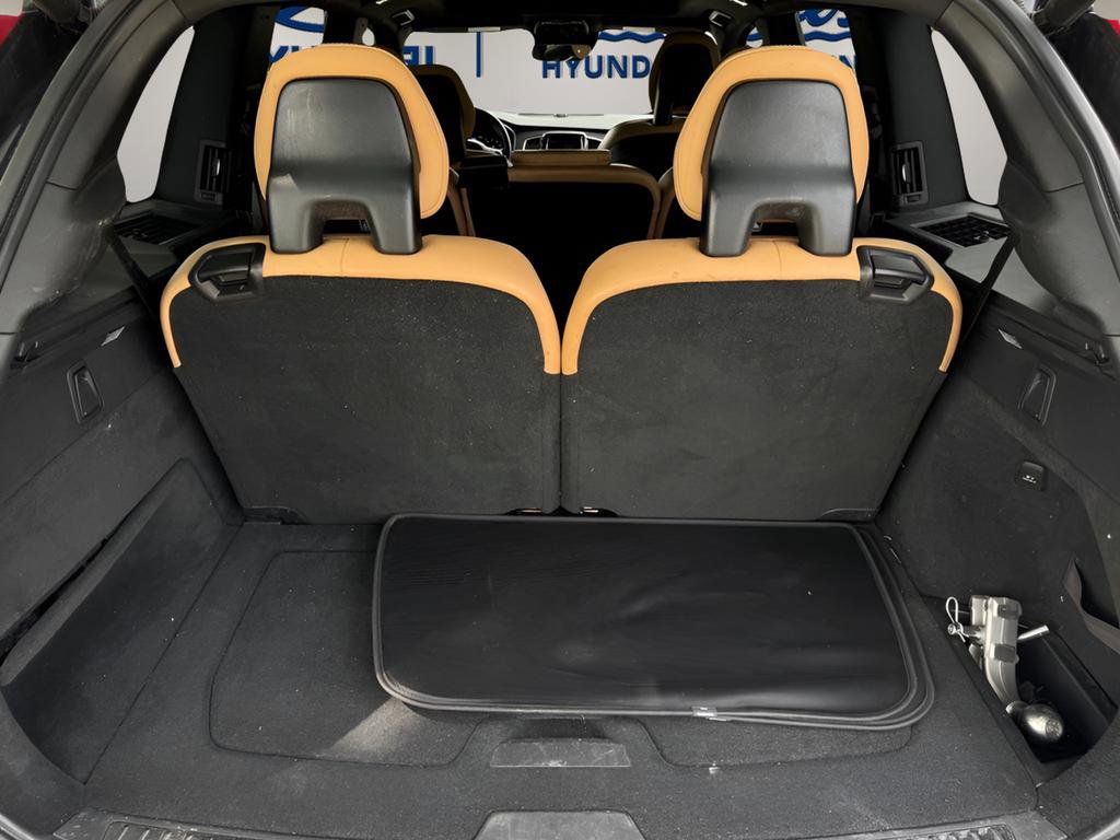 Used 2017 Volvo XC90 T6 Momentum w/ Vision Package AWD/4WD image 11