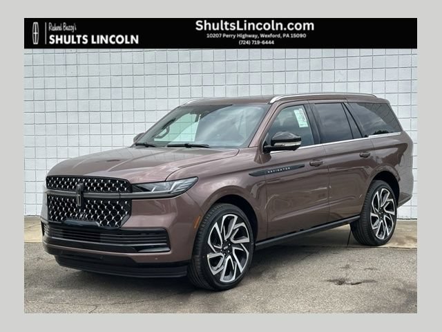 New 2027 Lincoln Navigator Black Label AWD/4WD image 1