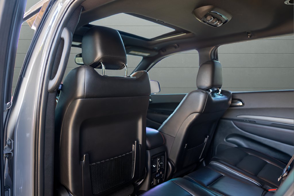 Used 2022 Dodge Durango R/T w/ Blacktop Package AWD/4WD image 46