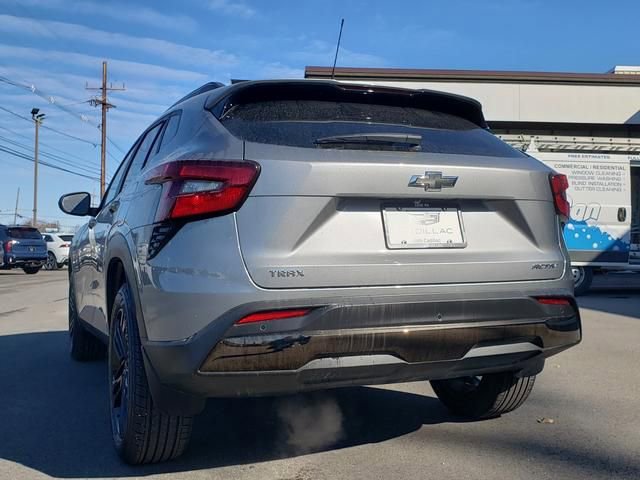 Used 2025 Chevrolet Trax ACTIV w/ Driver Confidence Package image 6