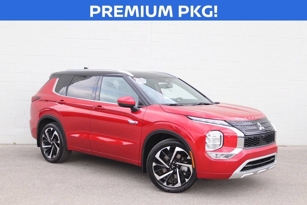 Used 2025 Mitsubishi Outlander 4WD Plug-In Hybrid