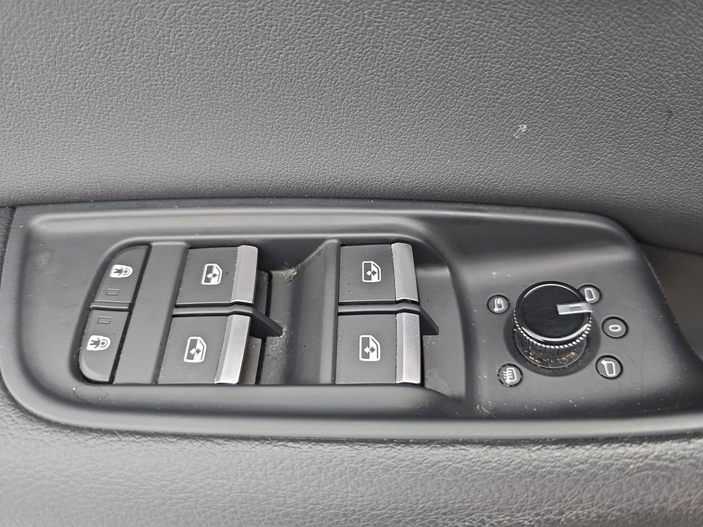 Used 2021 Audi Q8 Premium Plus image 56