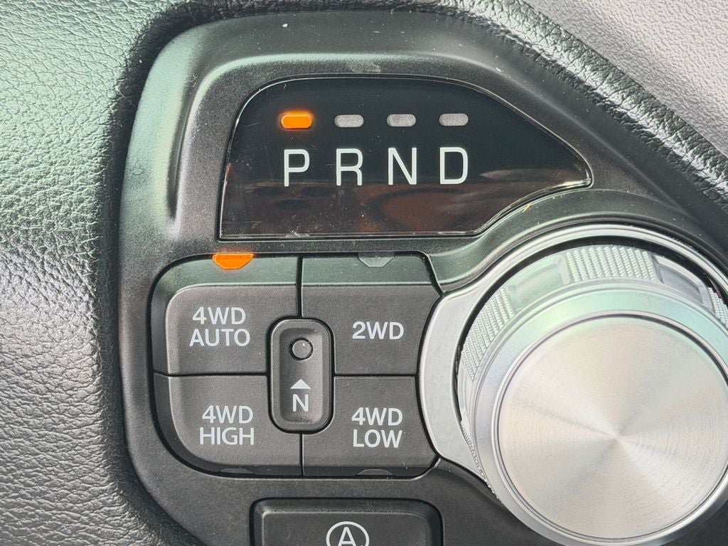 Used 2024 RAM 1500 Laramie AWD/4WD image 33
