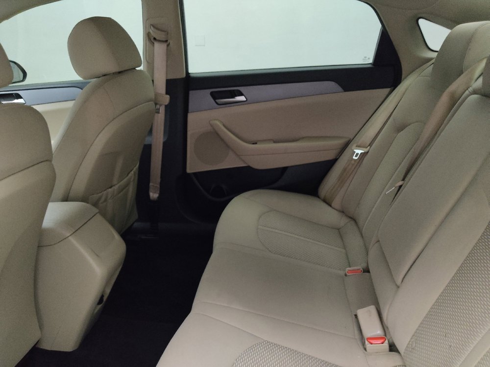 Used 2019 Hyundai Sonata SE image 18