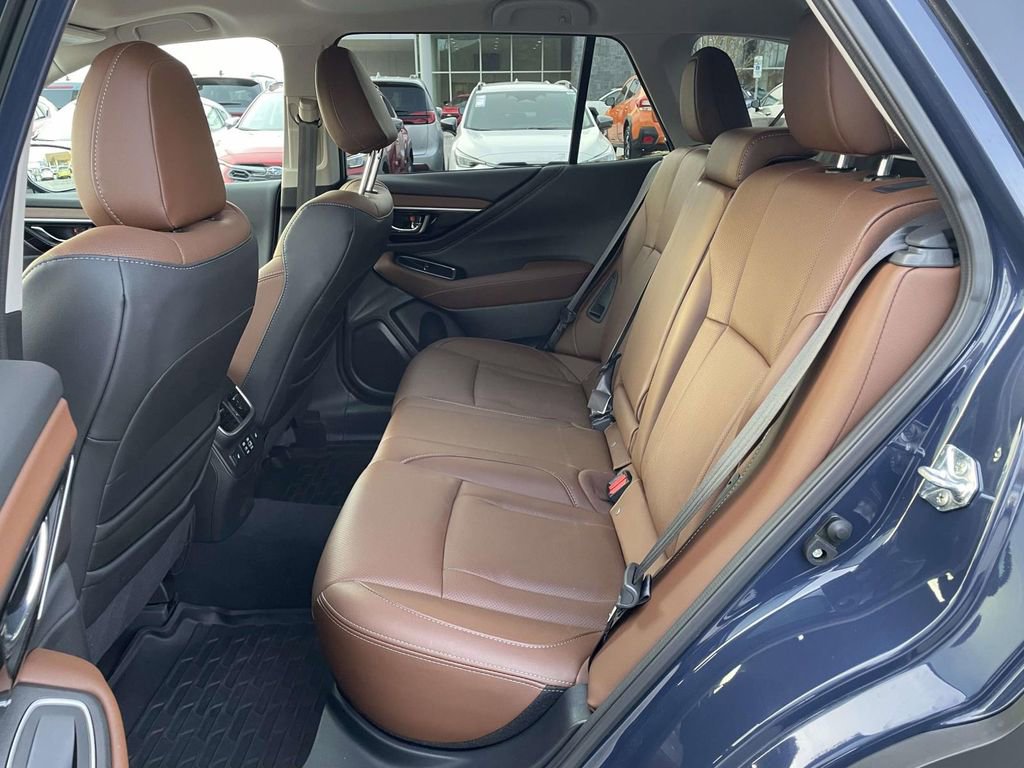 Used 2025 Subaru Outback Touring XT image 3