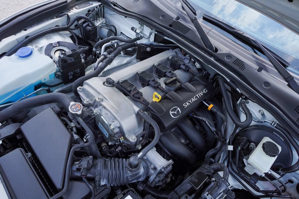Used 2021 MAZDA MX-5 Miata RF Grand Touring RWD image 33