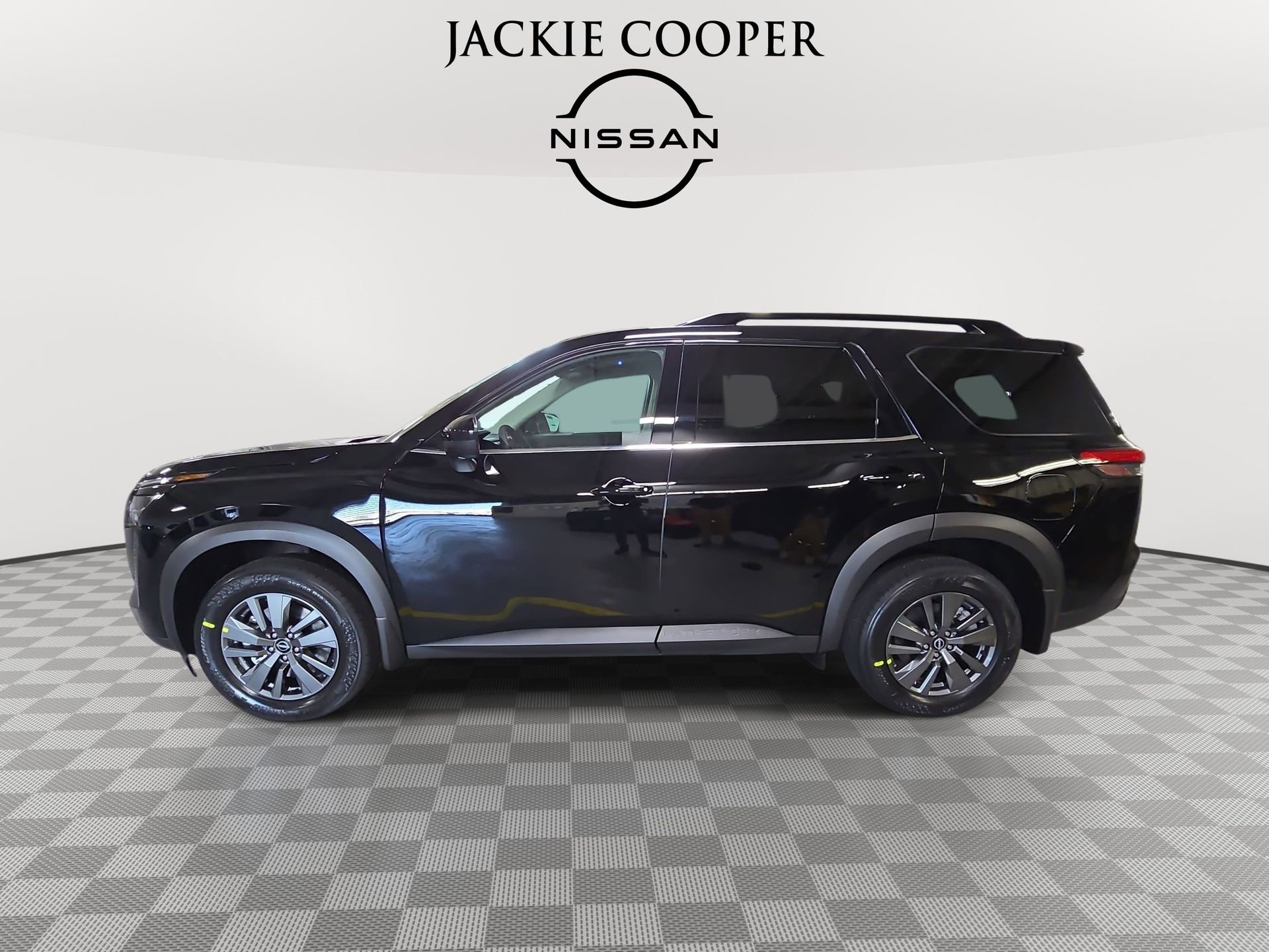 New 2026 Nissan Pathfinder SV w/ Cargo Package AWD/4WD image 8