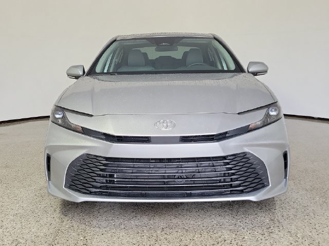 Used 2026 Toyota Camry LE FWD image 3