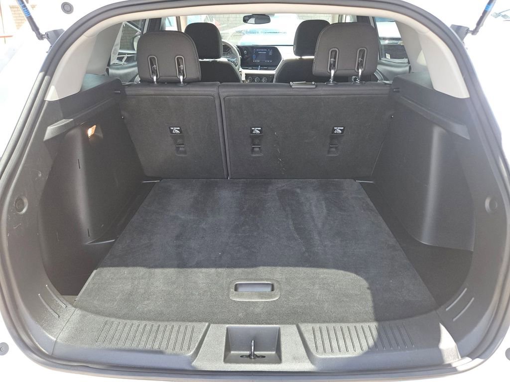 Used 2025 Chevrolet Trax LS FWD image 24
