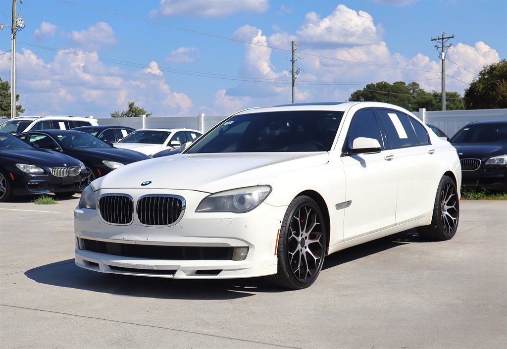 Used 2012 BMW ALPINA B7 xDrive LWB AWD/4WD image 3