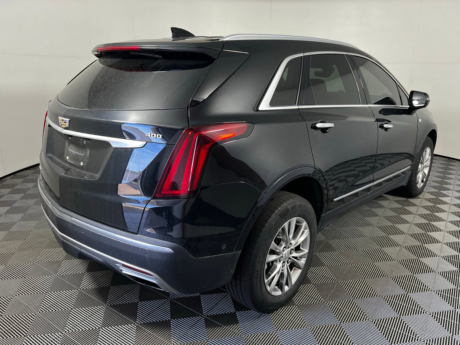 Used 2020 Cadillac XT5 Premium Luxury AWD/4WD image 5