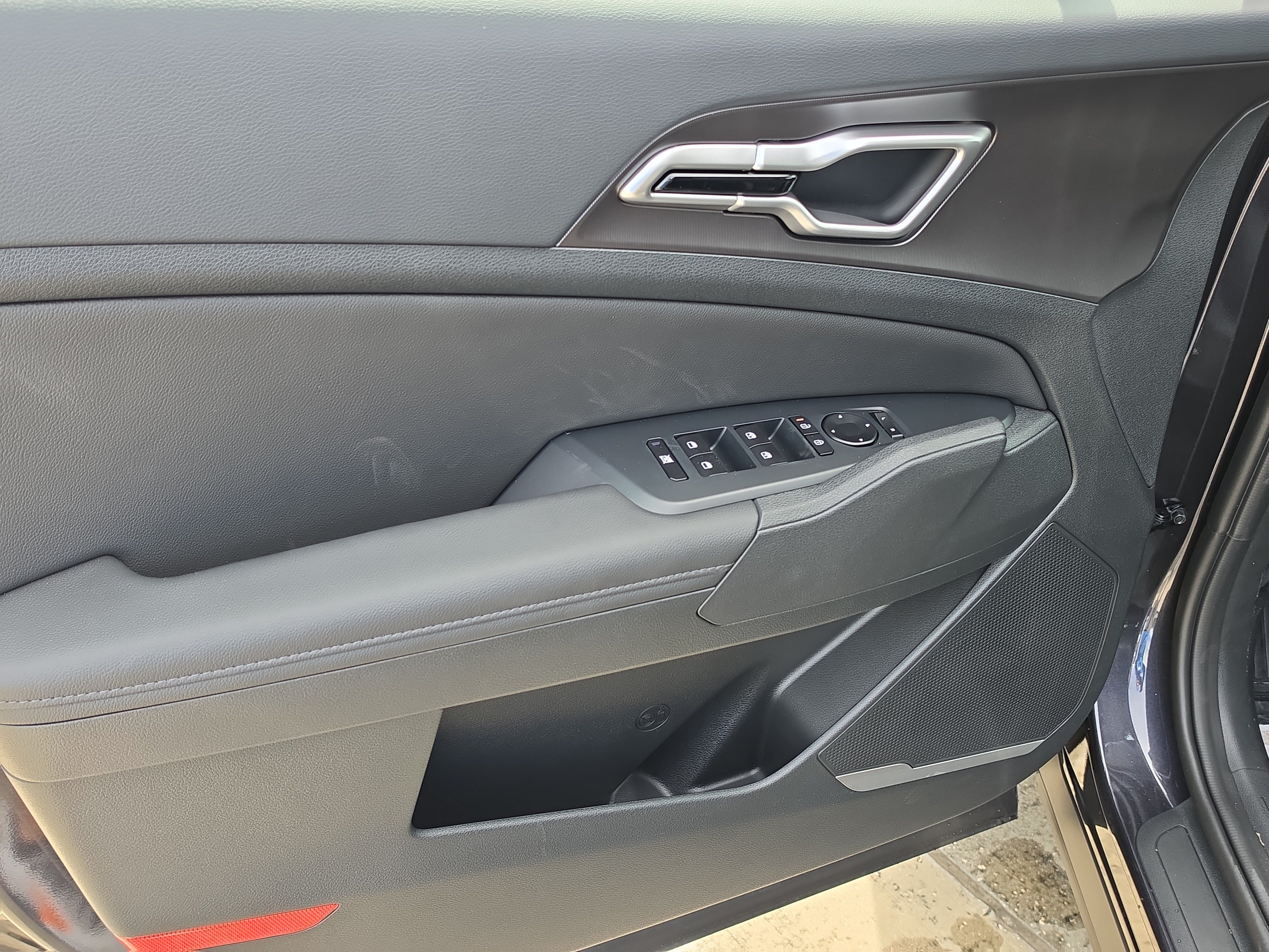 New 2027 Kia Sportage EX FWD image 18