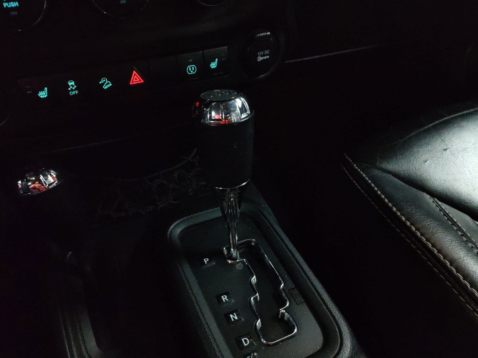 Used 2014 Jeep Wrangler Unlimited Rubicon w/ Dual Top Group image 14