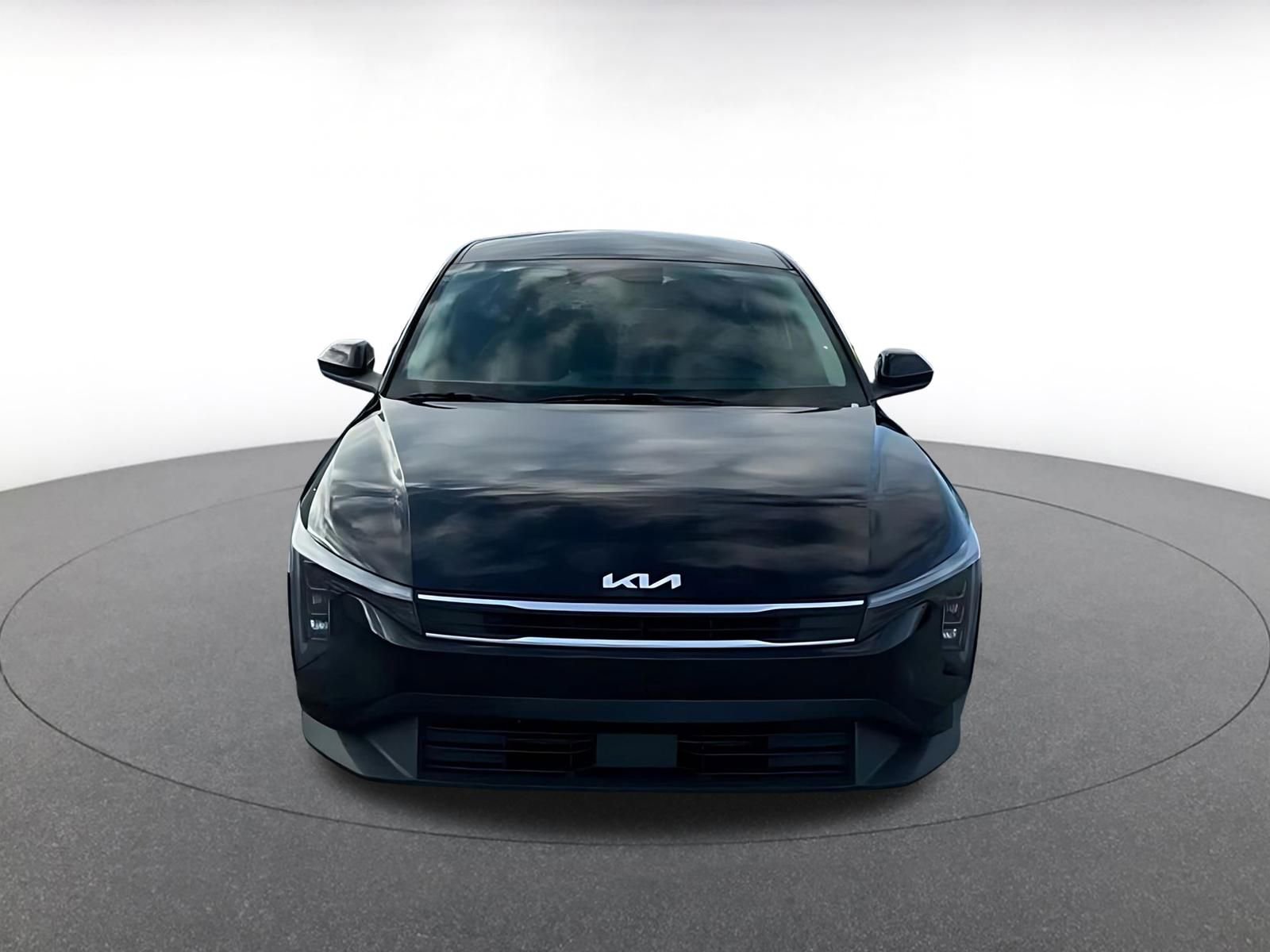 Used 2025 Kia K4 LXS image 4