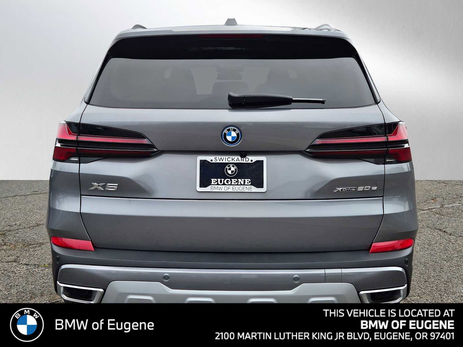New 2026 BMW X5 xDrive50e w/ Executive Package image 4