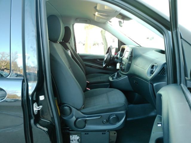 Used 2019 Mercedes-Benz Metris Passenger image 20