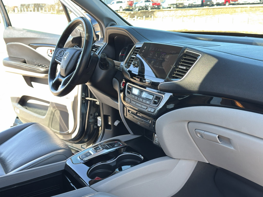 Used 2020 Honda Pilot Touring image 27