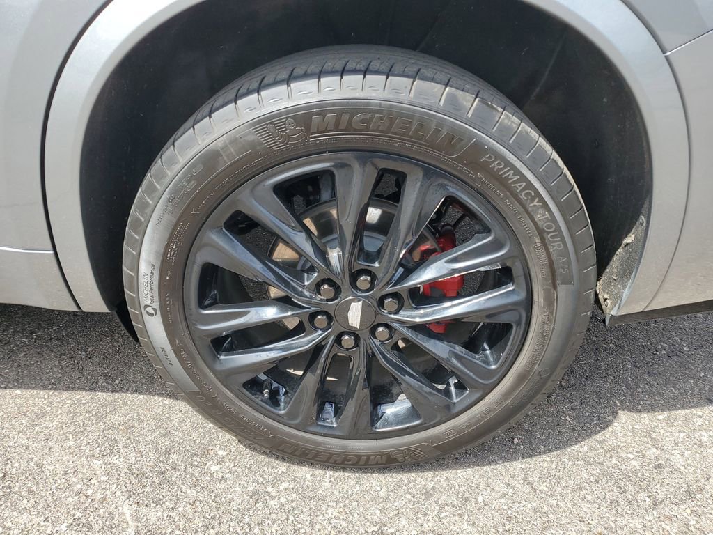 Used 2024 Cadillac XT6 Sport w/ LPO, Floor Liner Package AWD/4WD image 31