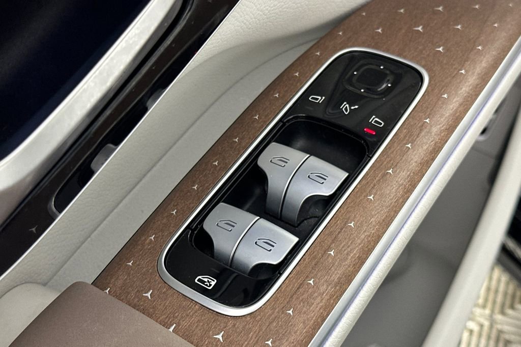 Certified 2023 Mercedes-Benz EQS 580 4MATIC SUV image 12