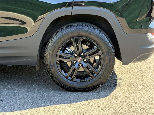 Used 2024 GMC Terrain AT4 w/ Tech Package AWD/4WD image 10