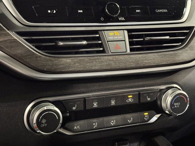 Used 2023 Nissan Altima 2.5 SV w/ SV Premium Package image 21