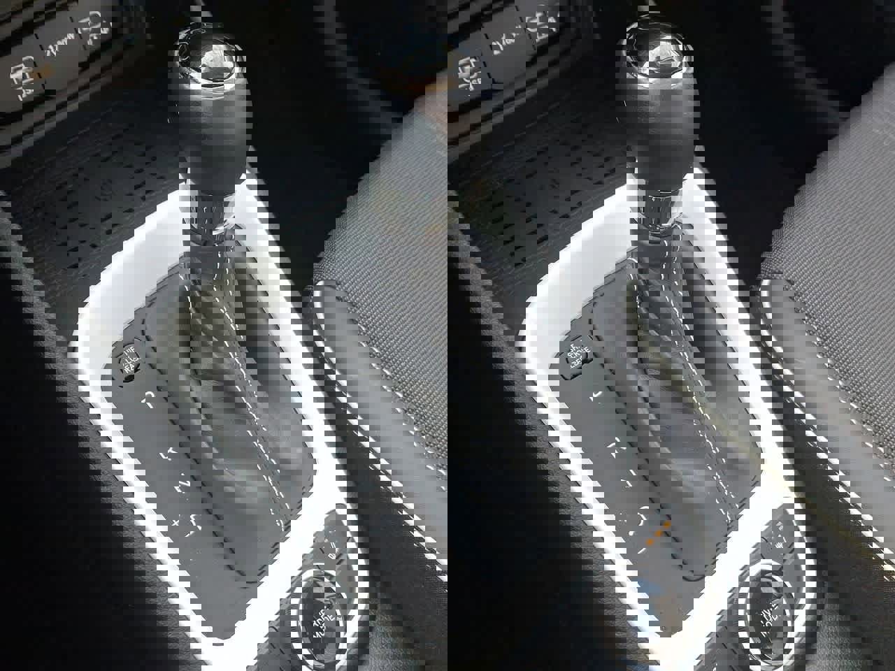 Used 2025 Hyundai Venue Limited image 18