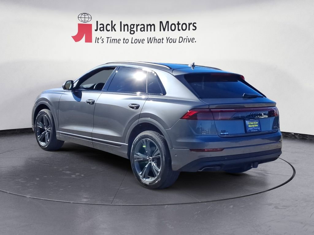 New 2026 Audi Q8 Premium image 3