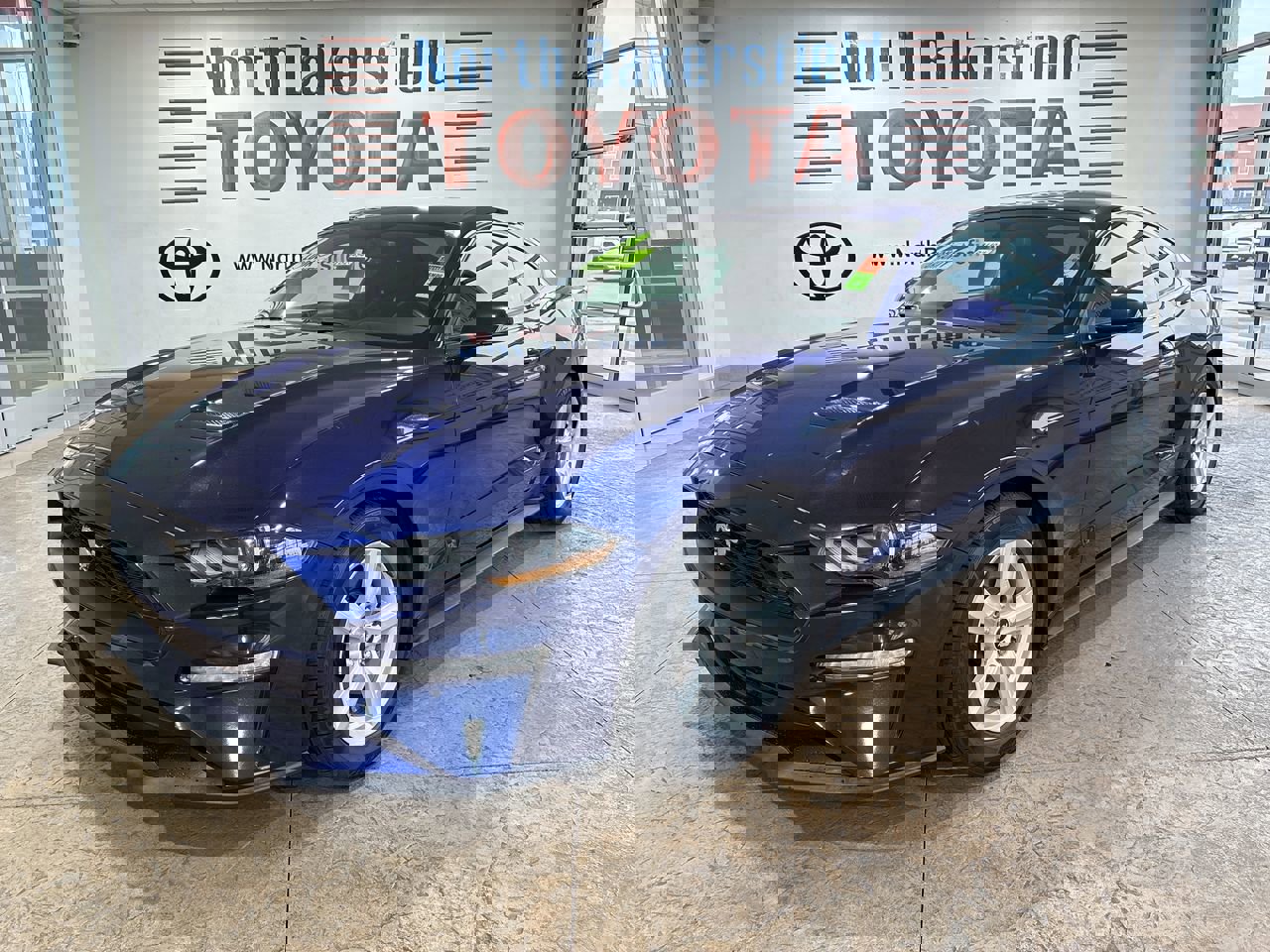 Used 2019 Ford Mustang Coupe image 6