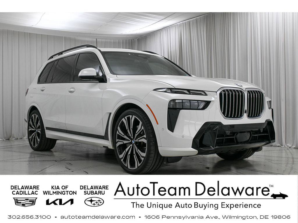 Used 2025 BMW X7 xDrive40i w/ Executive Package image 1