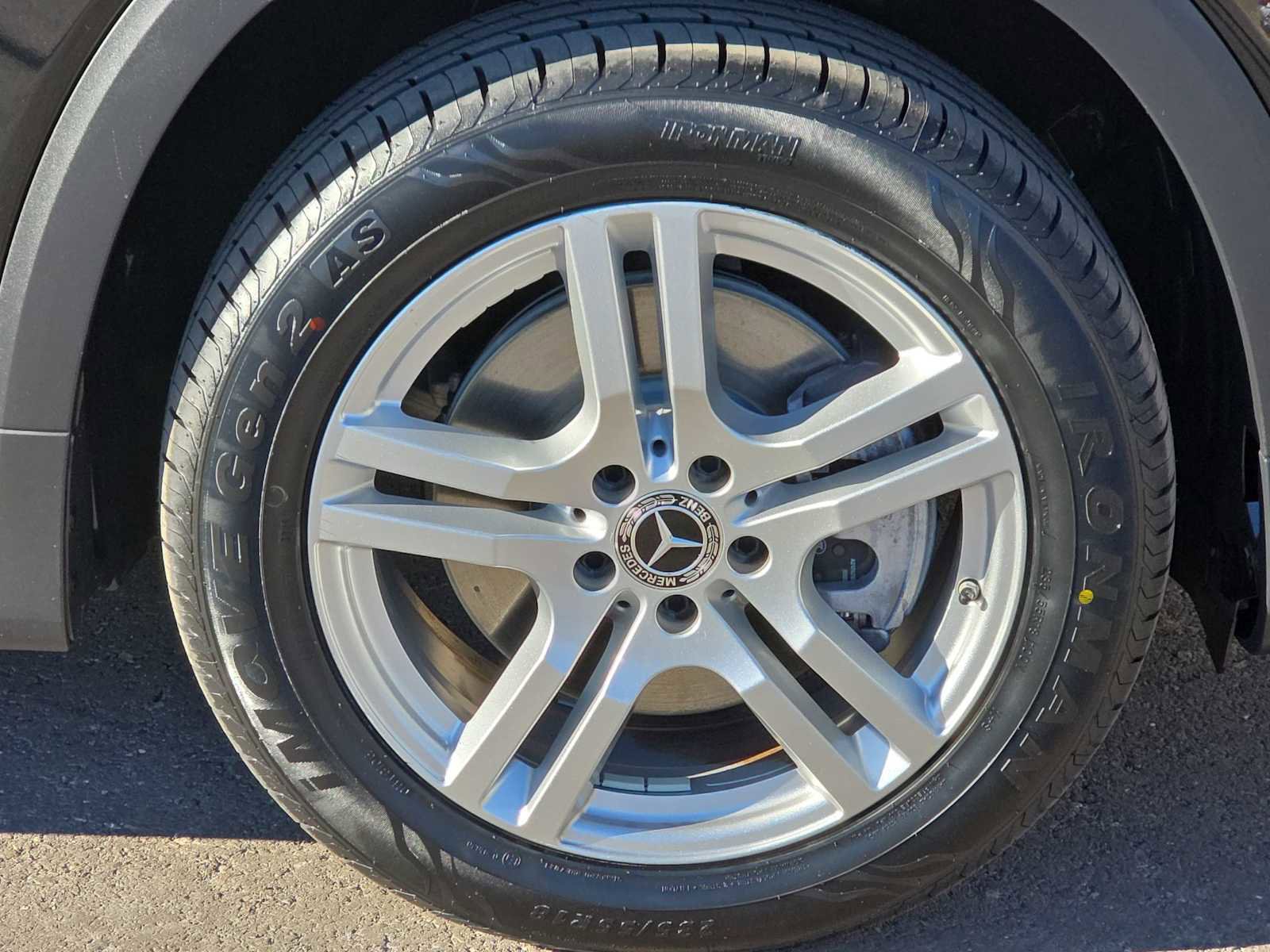 Used 2024 Mercedes-Benz EQB 250+ image 12