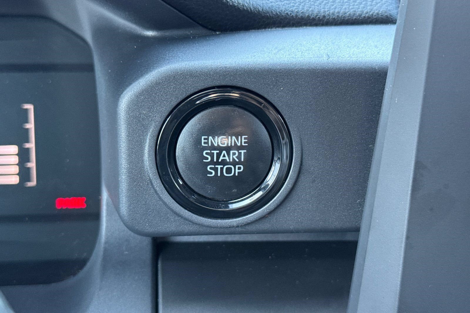 Used 2024 Toyota Tacoma SR RWD image 17