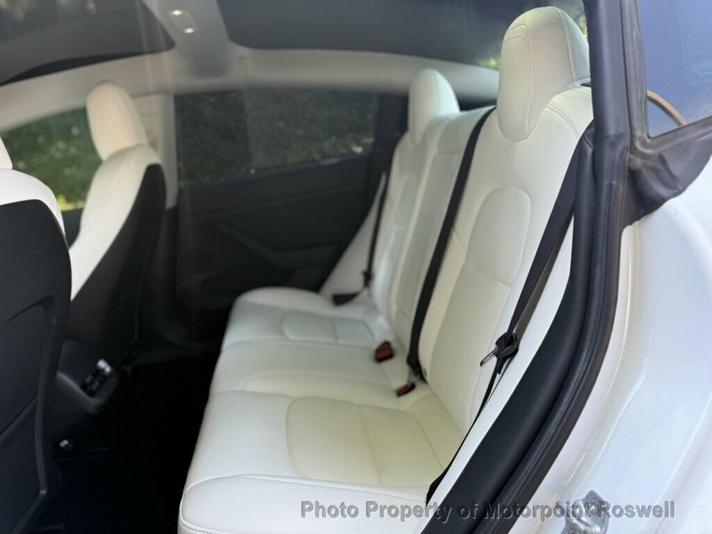 Used 2022 Tesla Model 3 Long Range AWD/4WD image 14