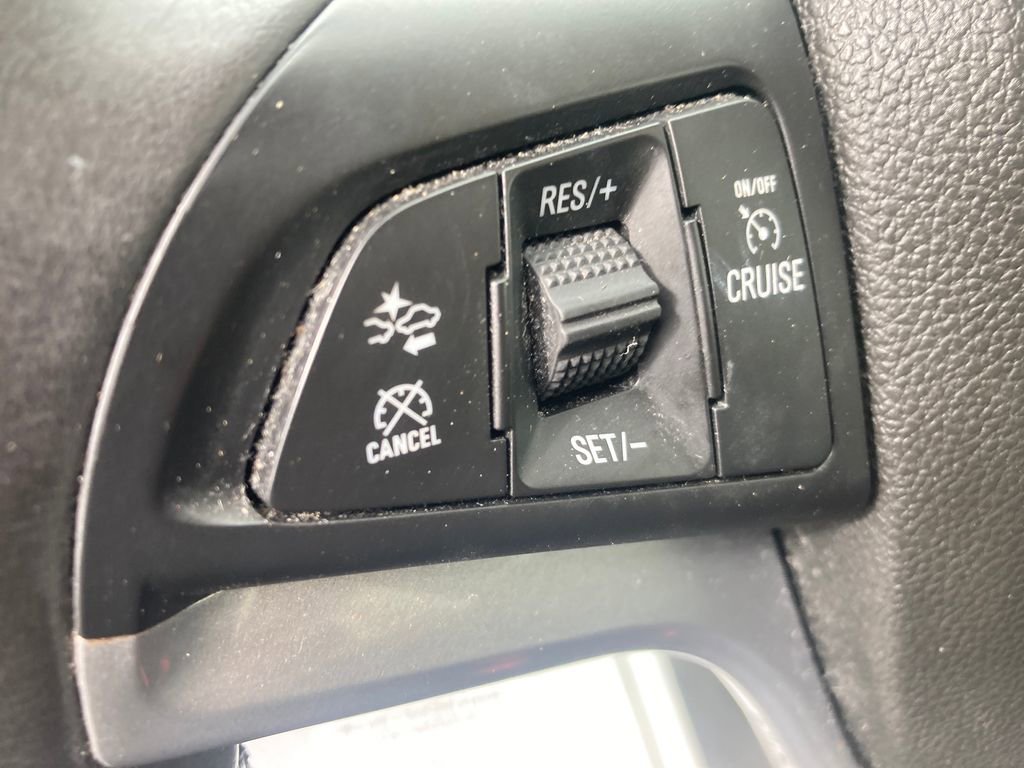 Used 2018 Chevrolet Trax Premier image 36