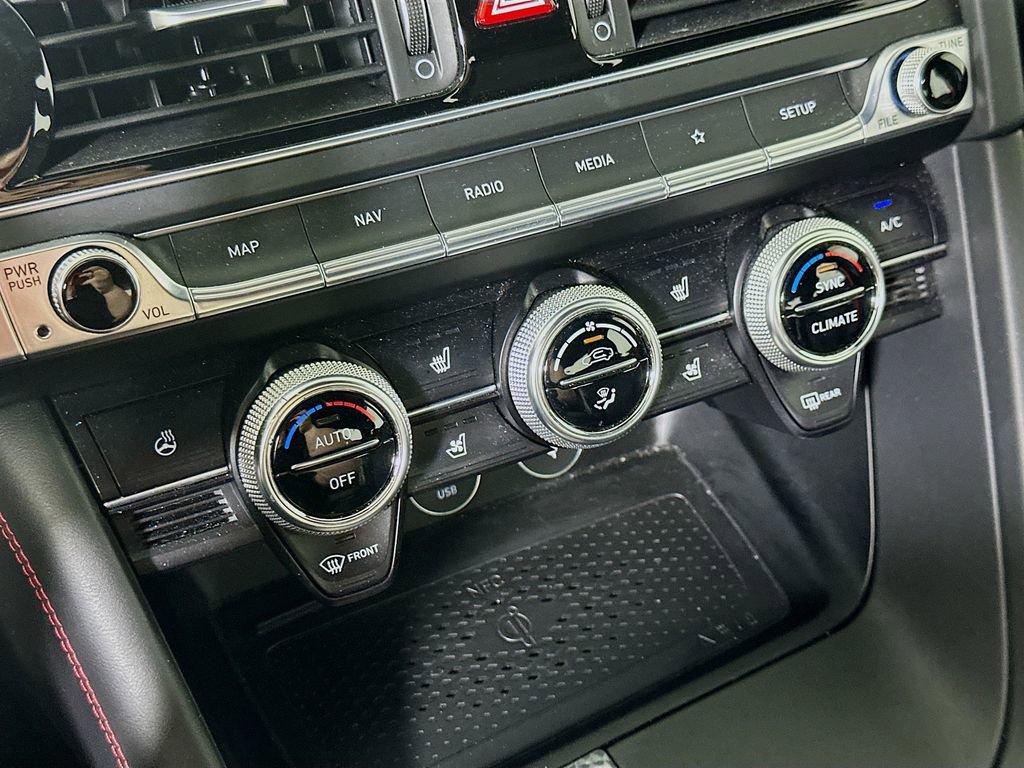 Used 2023 Genesis G70 3.3T w/ Sport Prestige Package image 27