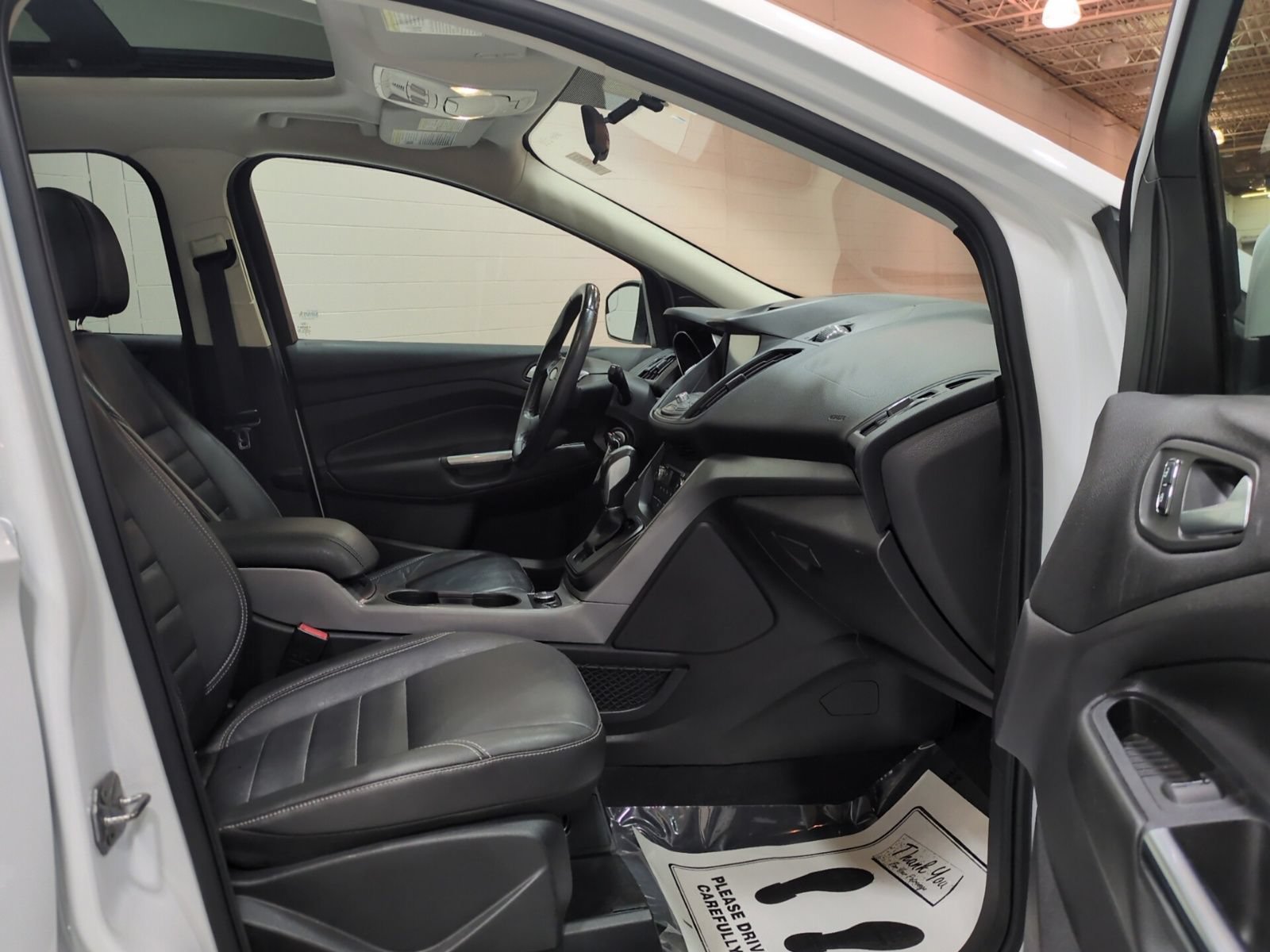 Used 2015 Ford Escape SE w/ Equipment Group 201A FWD image 10