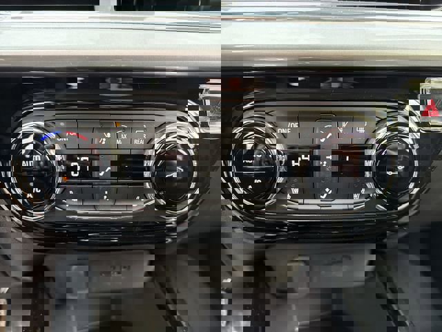 New 2026 Chevrolet Trax LT w/ LT Convenience Package image 19