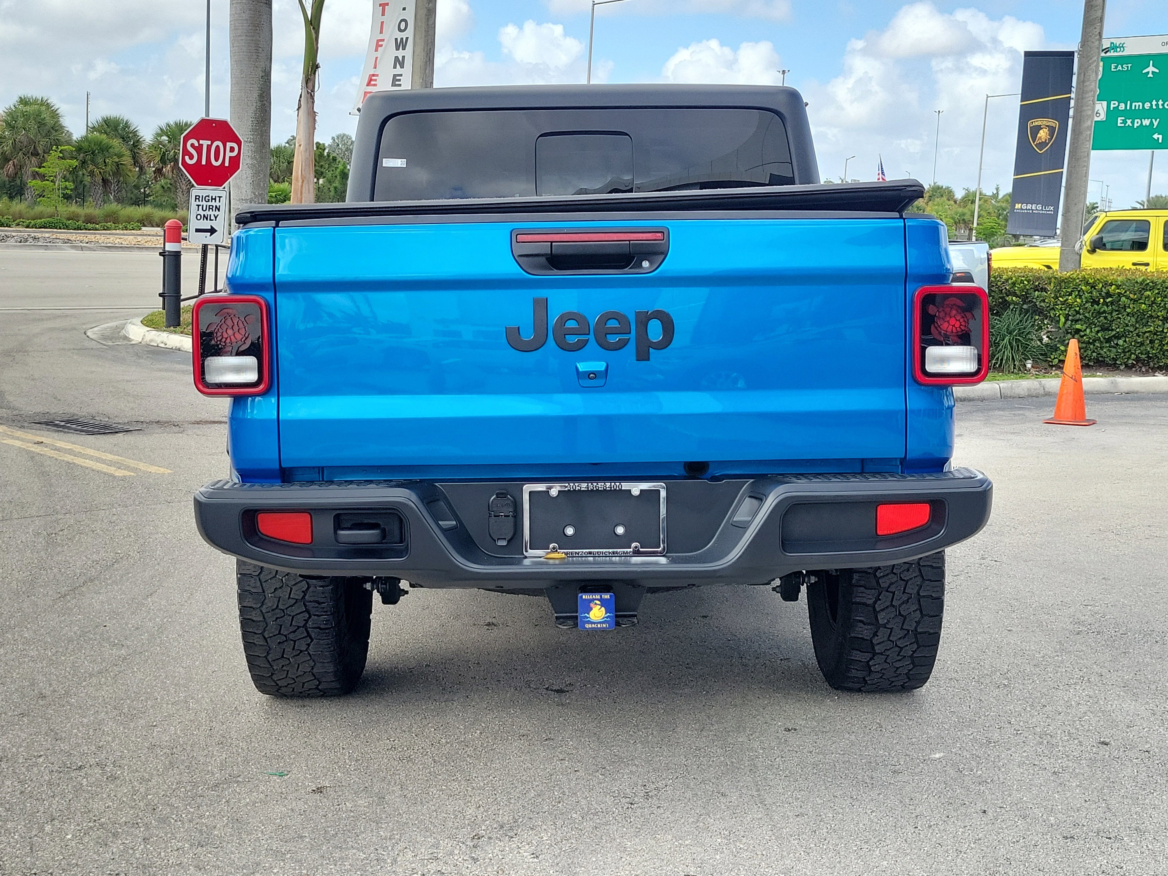 Used 2021 Jeep Gladiator Sport image 6