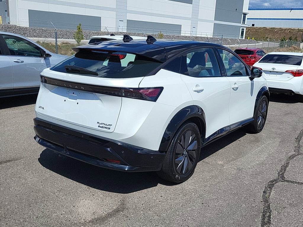 Used 2023 Nissan Ariya AWD/4WD image 2